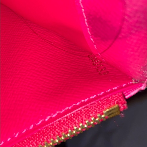 Louis Vuitton limited edition zippy wallet - Picture 9 of 16